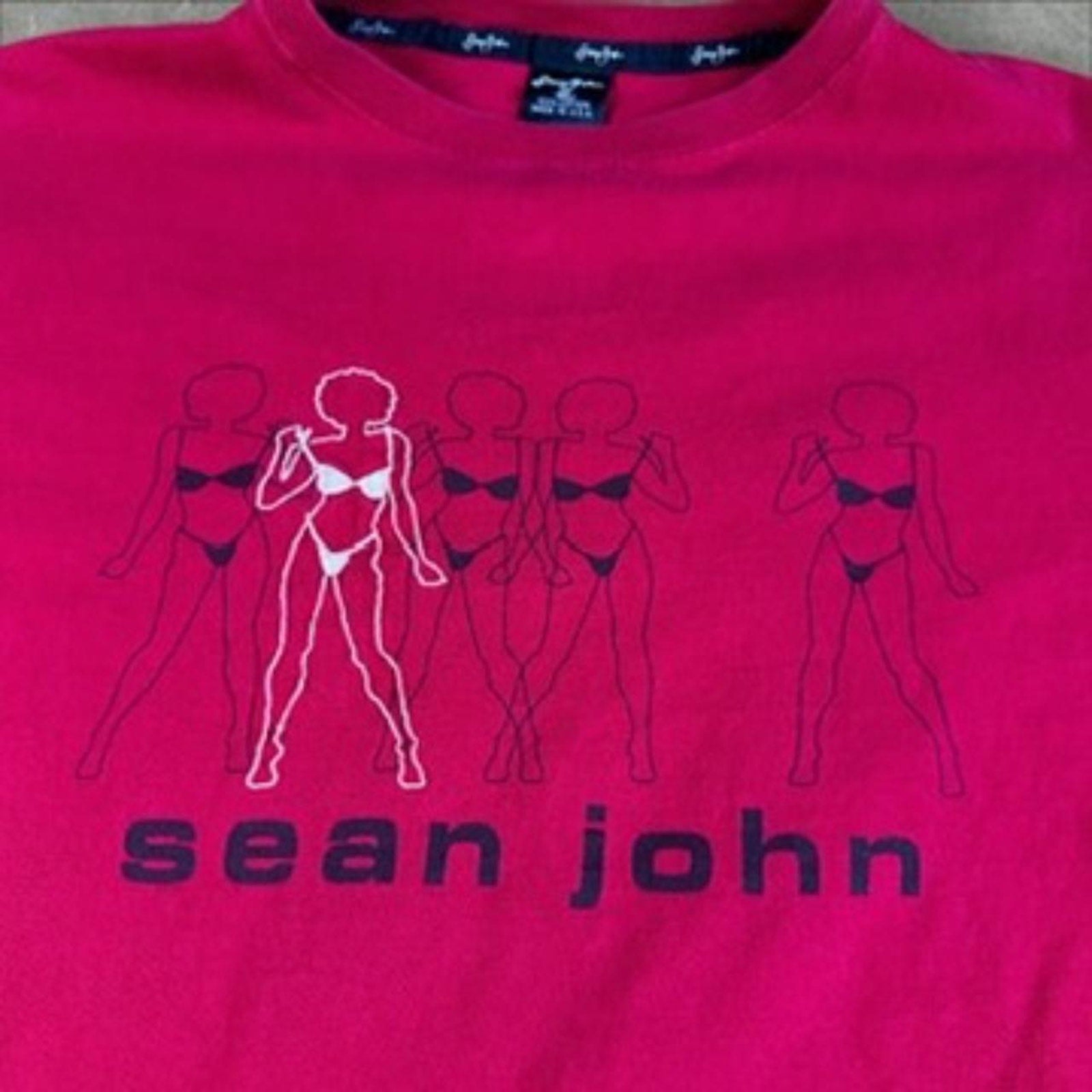 Vintage Sean John Bikini Baggy Tee Red
